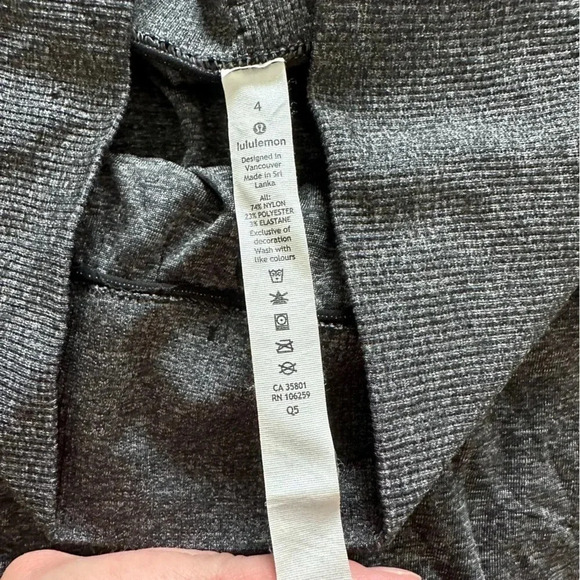 Lululemon Boulevard Bliss Skirt Heathered Gray Size 4 - Picture 5 of 10